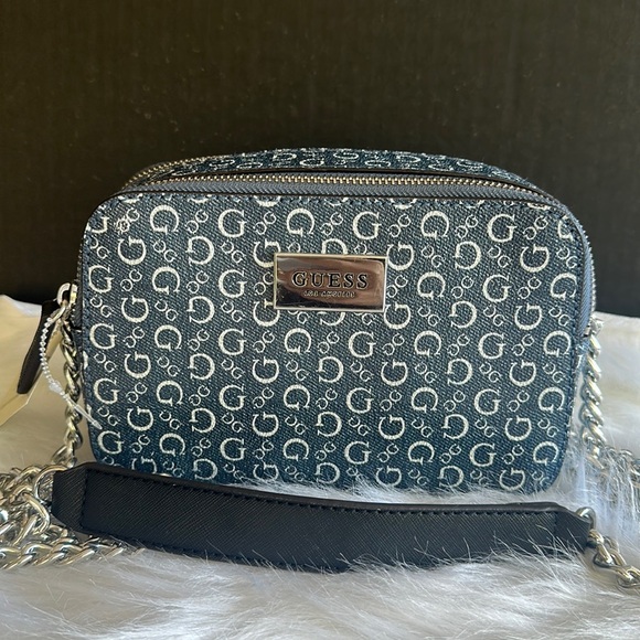 New GUESS Blue Crossbody/Shoulder Purse - Picture 1 of 4